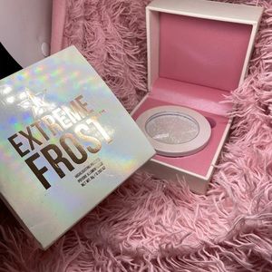 Jeffree Star highlighter